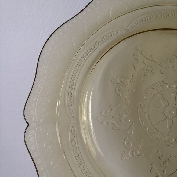 Vintage Federal Glass Madrid Platter Granny Yellow Depression Plate 11” Cottage - Picture 3 of 5